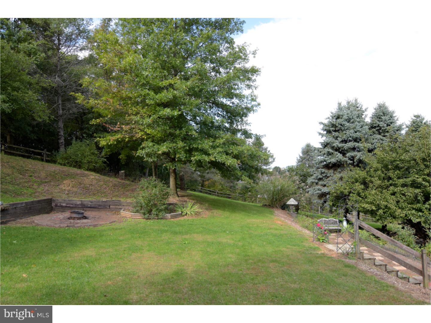 1012 Suburban Road Reading, PA 19605 - Photo 22 of 25