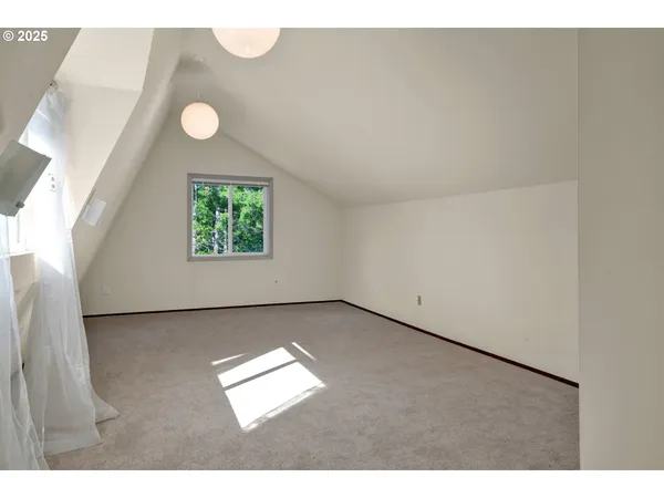 $585,000 | 5603 Friendly Acres Road, Florence, OR 97439