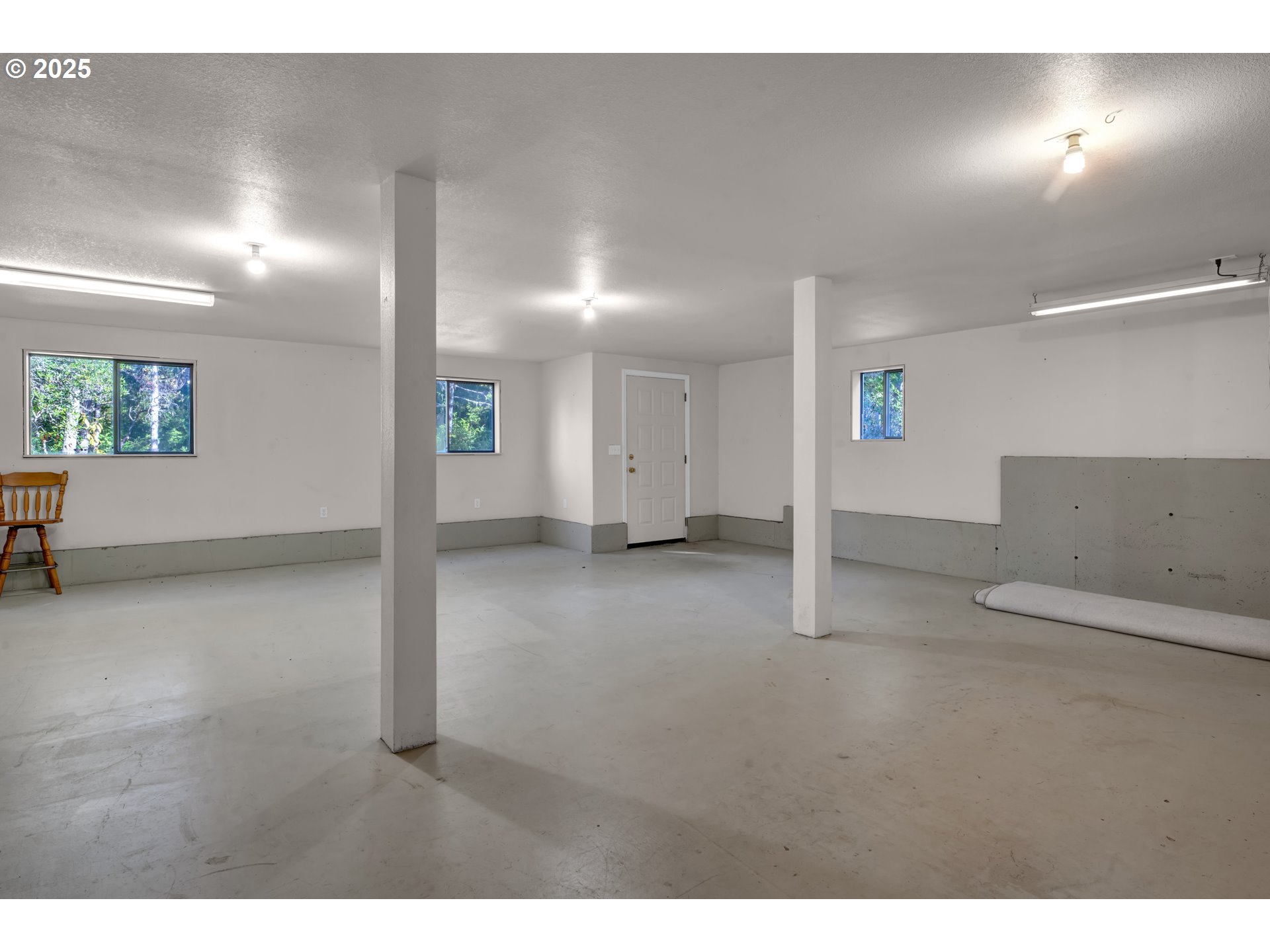 5603 Friendly Acres Road Florence, OR 97439 - Photo 29 of 45 a view of empty room