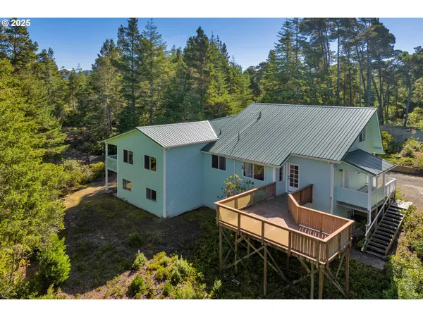 $585,000 | 5603 Friendly Acres Road, Florence, OR 97439