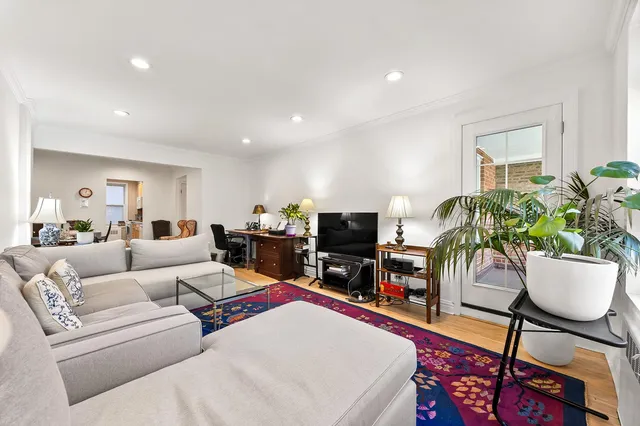 $760,000 | 9801 Shore Road, Unit 1J | Bay Ridge