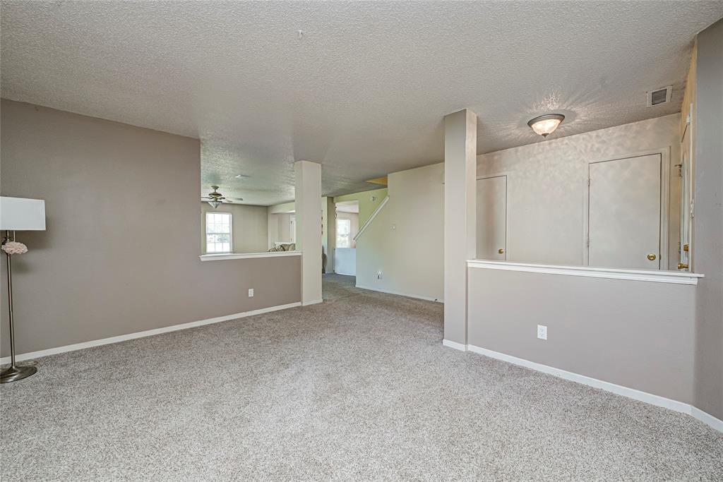 6930 Merritt Ridge Way Avon, IN 46123 - Photo 3 of 30
