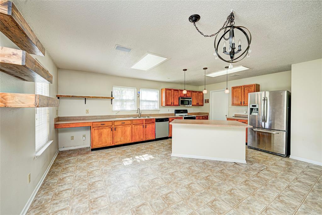 6930 Merritt Ridge Way Avon, IN 46123 - Photo 7 of 30