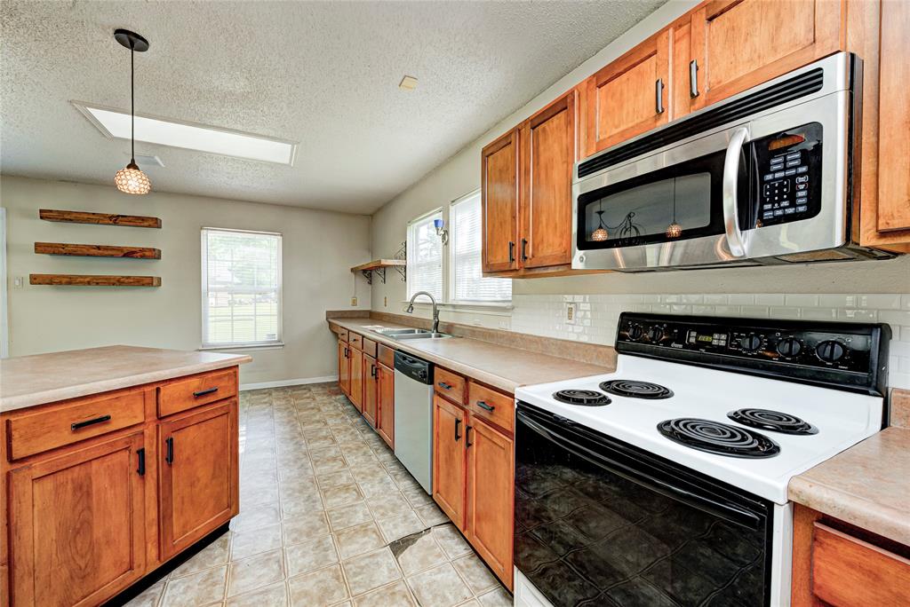 6930 Merritt Ridge Way Avon, IN 46123 - Photo 10 of 30