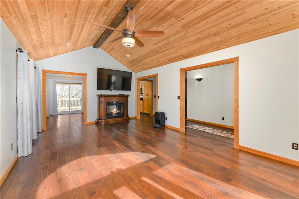 19750 Stranger Road Leavenworth, KS 66048 - Photo 29 of 68