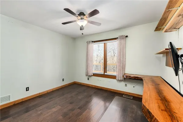 $625,000 | 19750 Stranger Road, Leavenworth, KS 66048