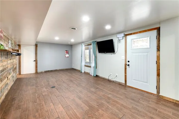 $625,000 | 19750 Stranger Road, Leavenworth, KS 66048