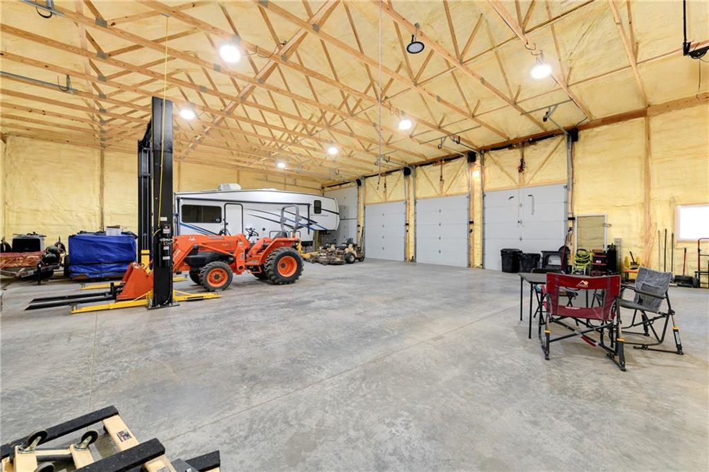 19750 Stranger Road Leavenworth, KS 66048 - Photo 5 of 68