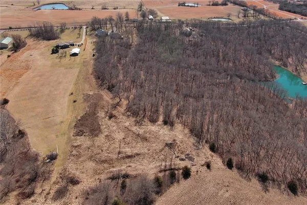 $625,000 | 19750 Stranger Road, Leavenworth, KS 66048