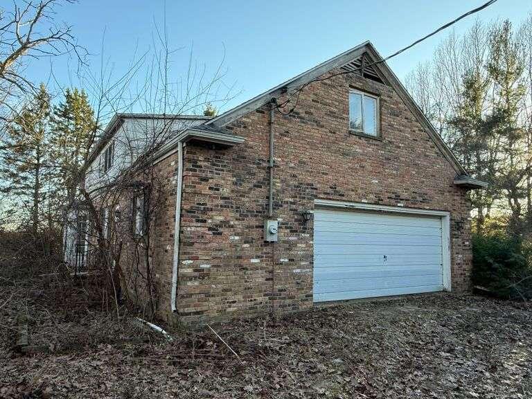 10021 Clay Street Crown Point, IN 46307 - Photo 14 of 30 768x576