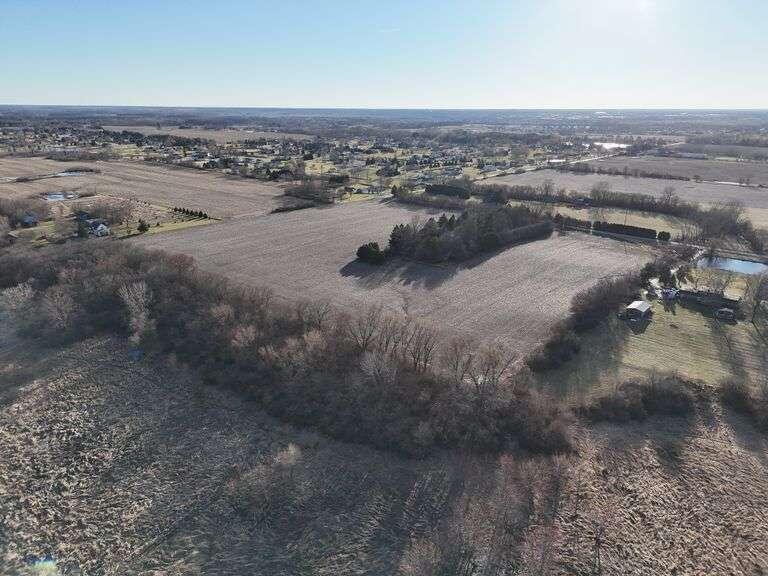 10021 Clay Street Crown Point, IN 46307 - Photo 4 of 30 768x576