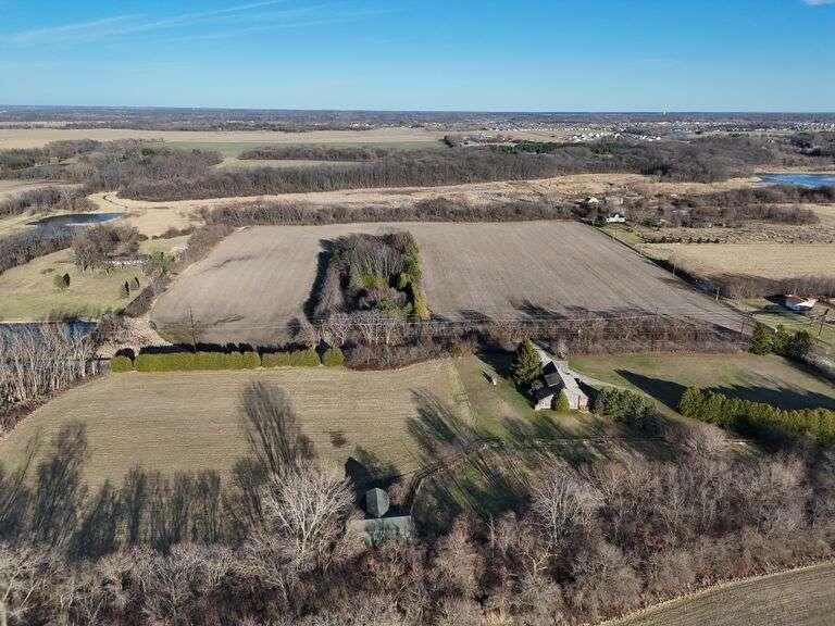 10021 Clay Street Crown Point, IN 46307 - Photo 7 of 30 768x576