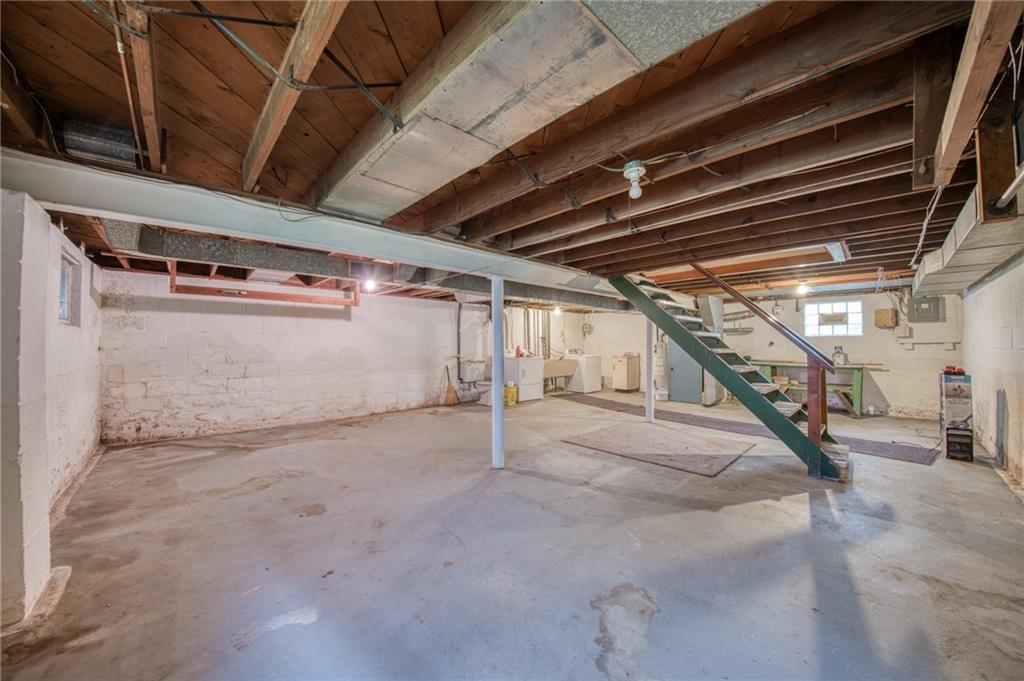 793 Becks Run Road Pittsburgh, PA 15210 - Photo 21 of 33