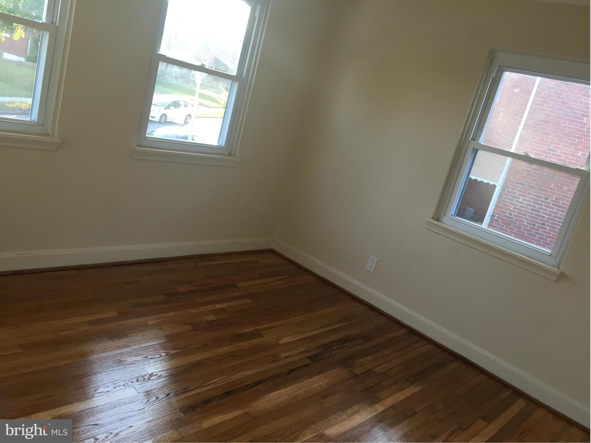 862 Benninghaus Road Baltimore, MD 21212 - Photo 4 of 27 Bedroom