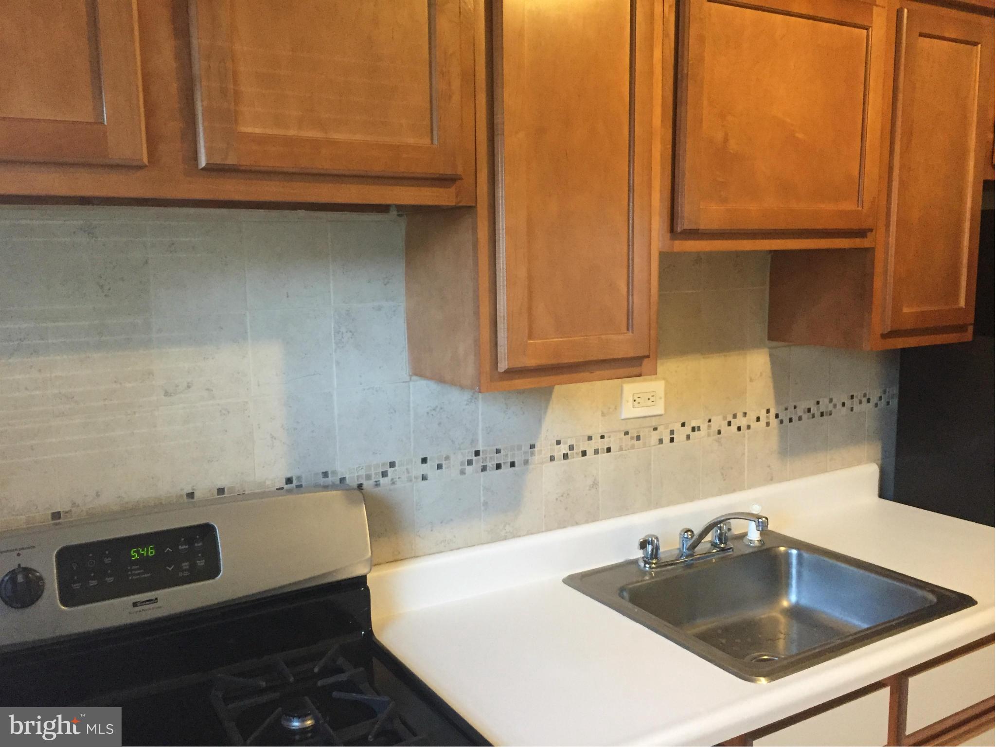 862 Benninghaus Road Baltimore, MD 21212 - Photo 6 of 27 Kitchen