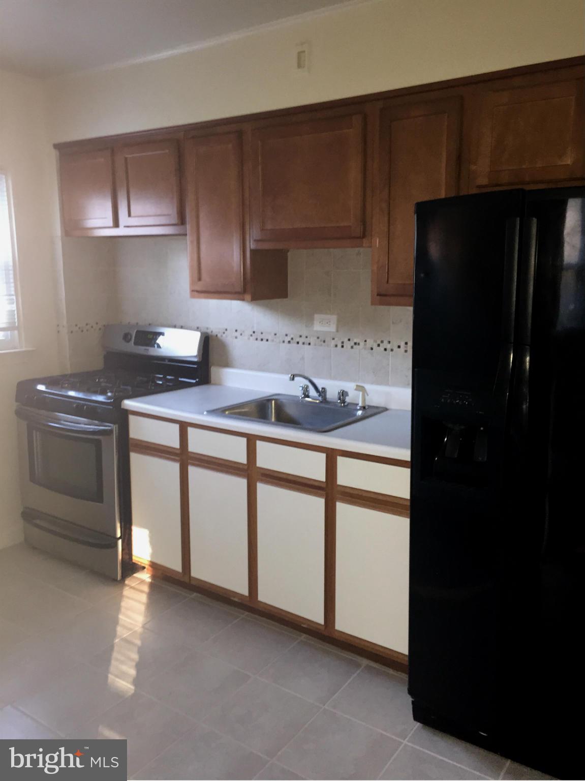 862 Benninghaus Road Baltimore, MD 21212 - Photo 7 of 27 Kitchen