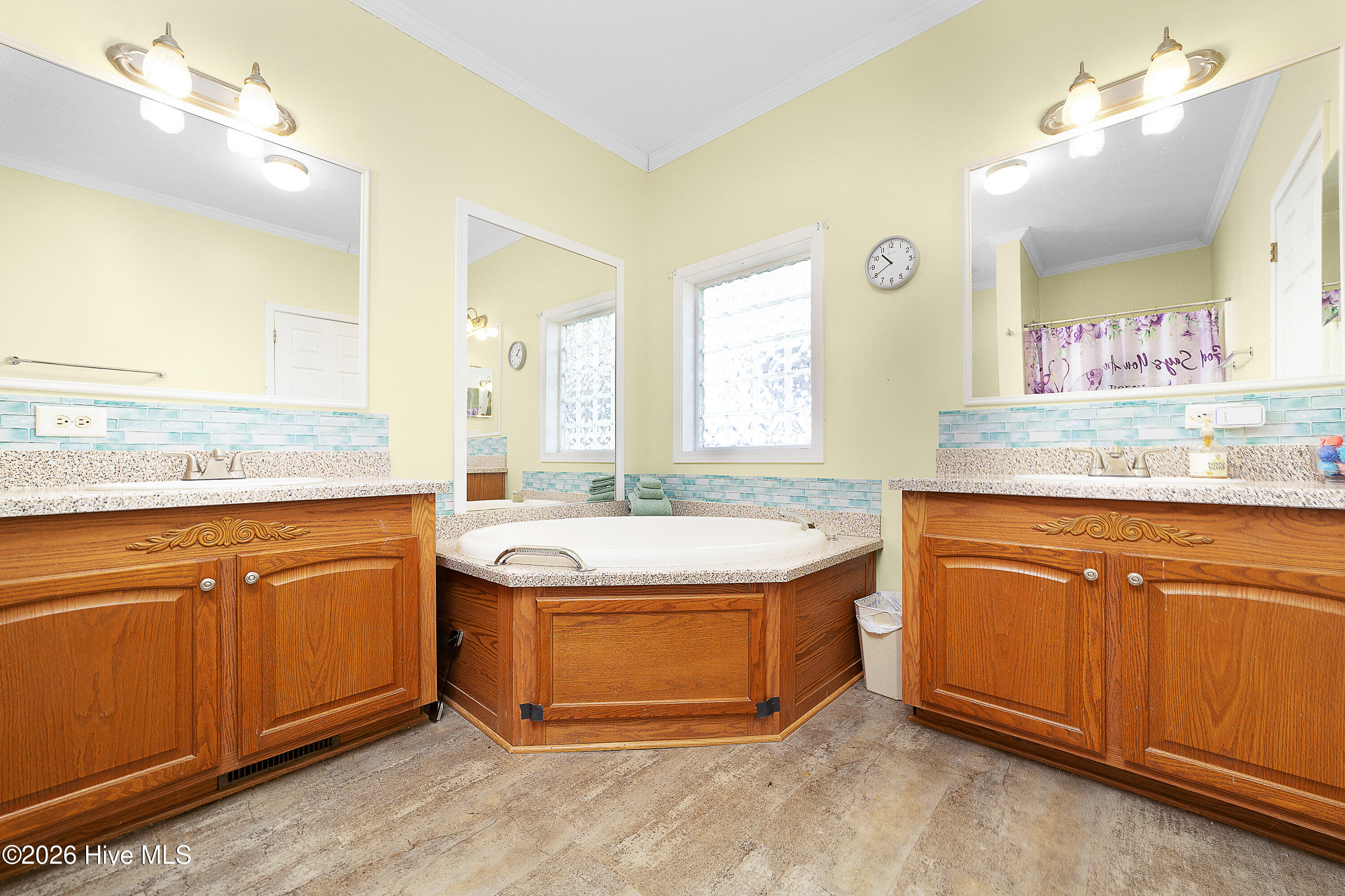 619 Cotton Patch Road Chocowinity, NC 27817 - Photo 11 of 27 Owners Bathroom