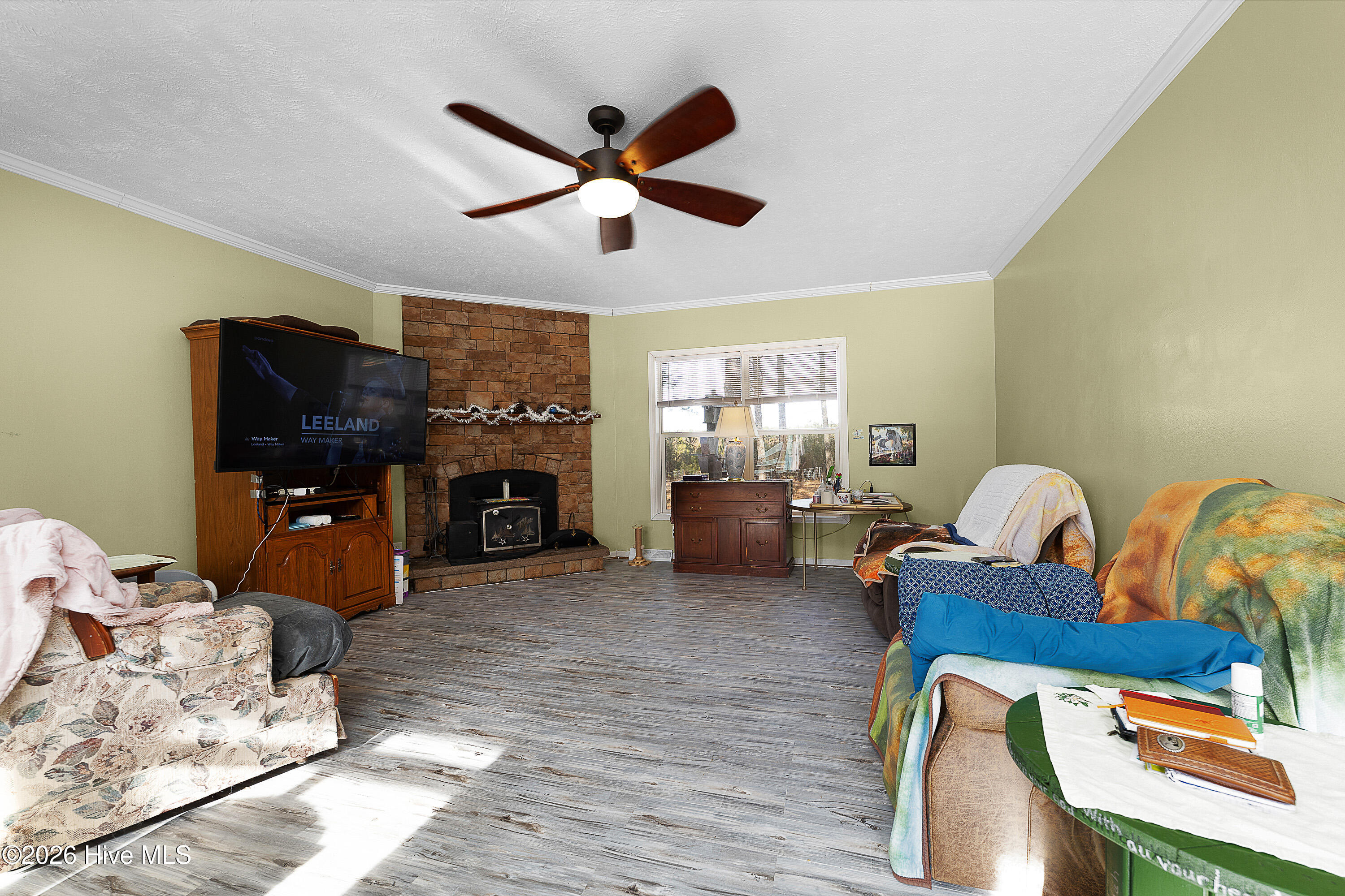 619 Cotton Patch Road Chocowinity, NC 27817 - Photo 2 of 27 Living Room