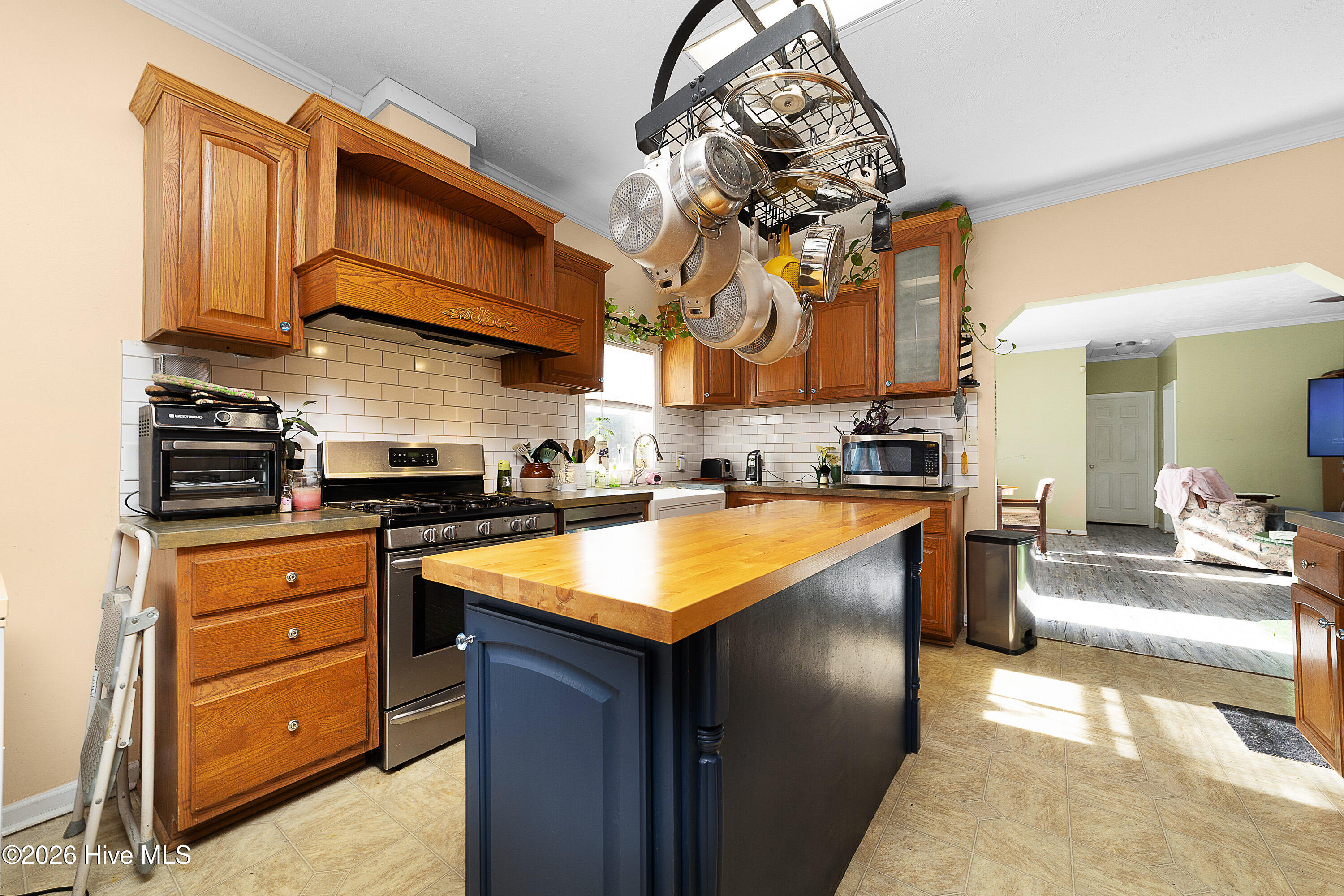 619 Cotton Patch Road Chocowinity, NC 27817 - Photo 3 of 27 Kitchen