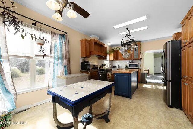 $299,000 | 619 Cotton Patch Road, Chocowinity, NC 27817