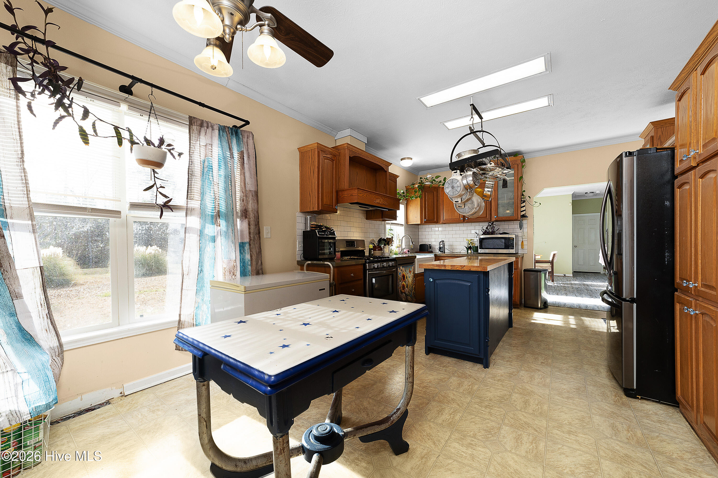 619 Cotton Patch Road Chocowinity, NC 27817 - Photo 4 of 27 Kitchen / Dining