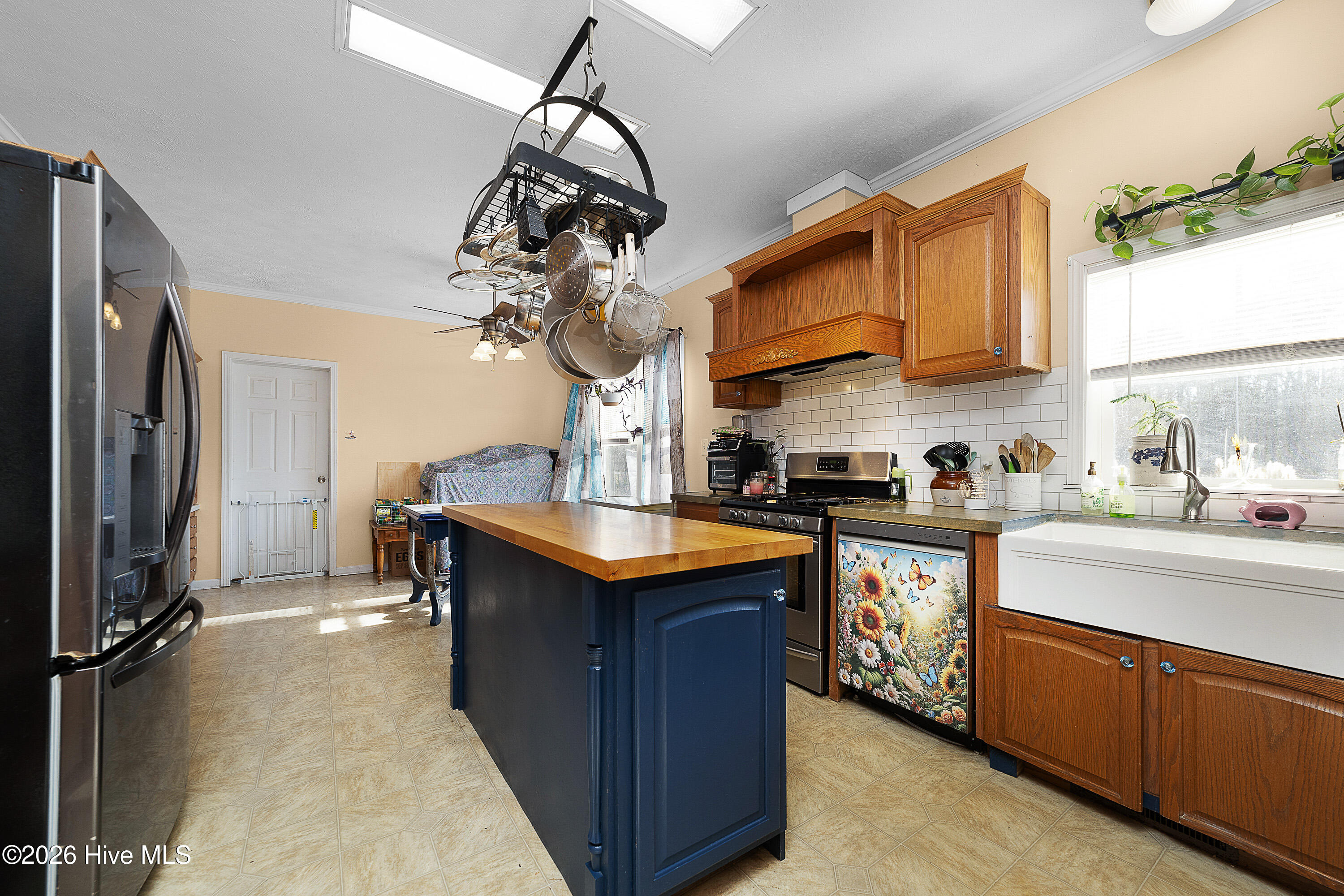 619 Cotton Patch Road Chocowinity, NC 27817 - Photo 7 of 27 Kitchen