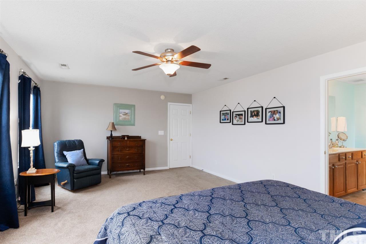 808 Stackhurst Way Wake Forest, NC 27587 - Photo 16 of 30 Gallery Image 16