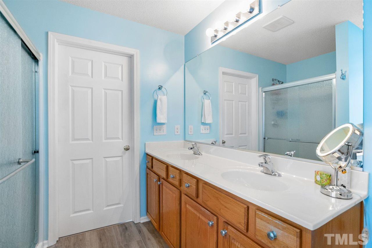 808 Stackhurst Way Wake Forest, NC 27587 - Photo 17 of 30 Gallery Image 17