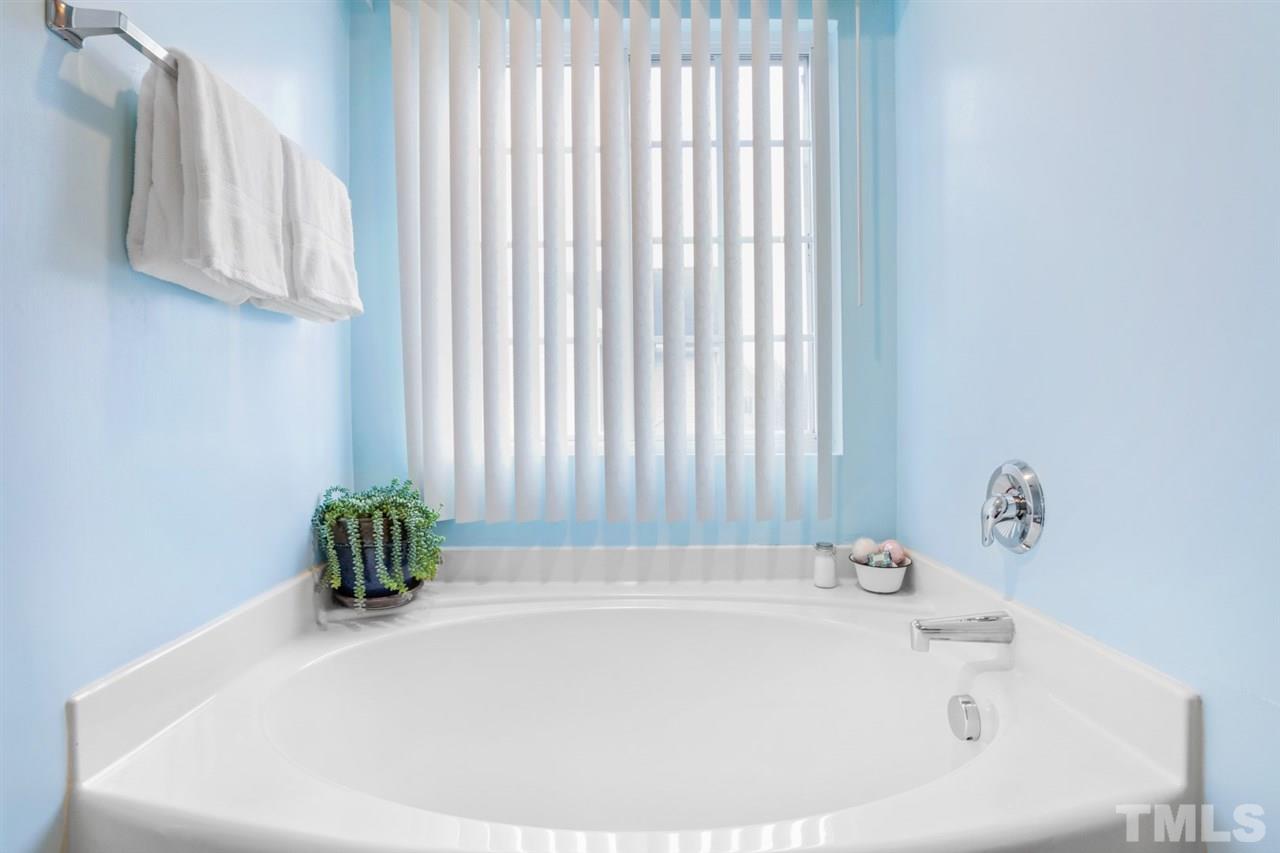 808 Stackhurst Way Wake Forest, NC 27587 - Photo 19 of 30 Gallery Image 19