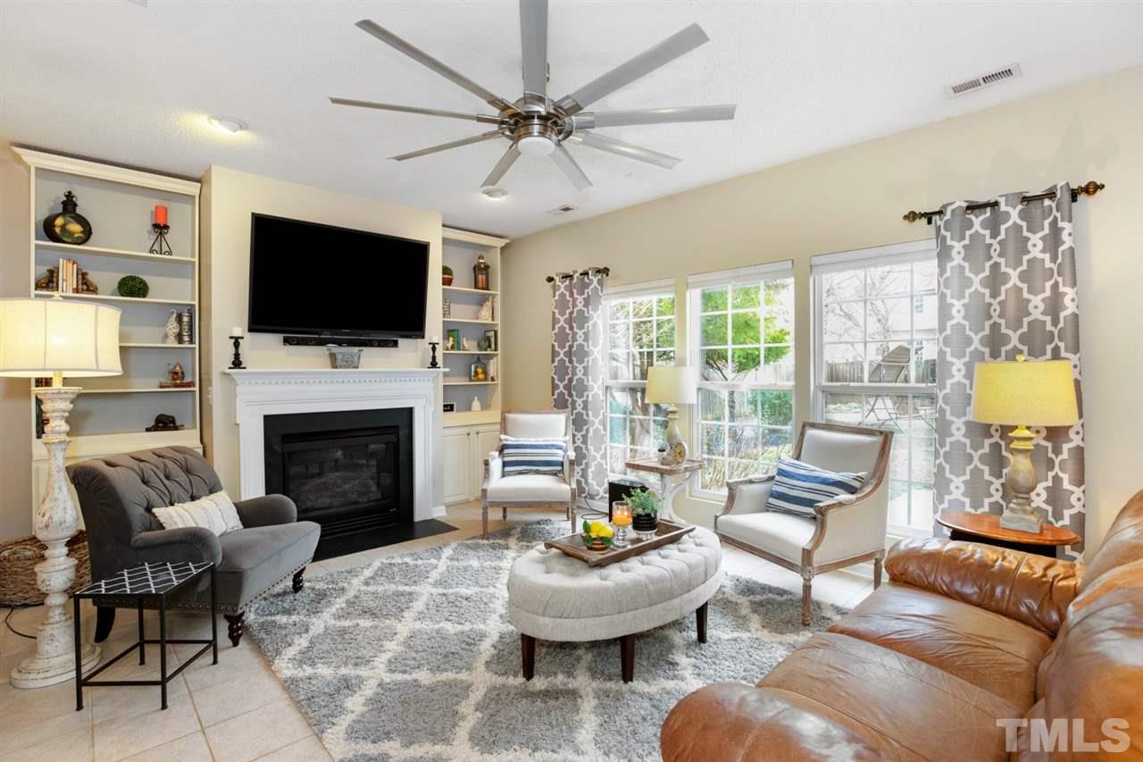 808 Stackhurst Way Wake Forest, NC 27587 - Photo 3 of 30 Gallery Image 3