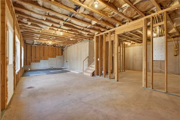 a view of a pathway of a house