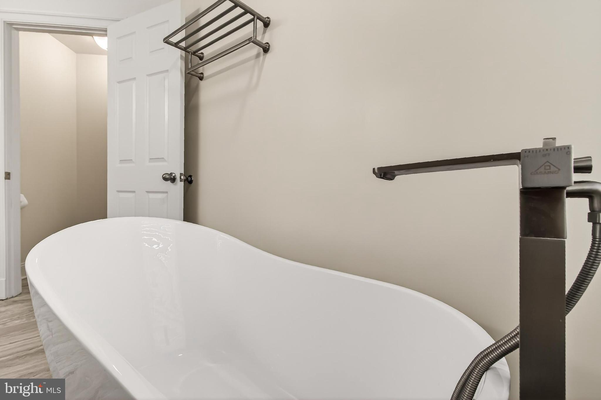 7705 Magarity Road Falls Church, VA 22043 - Photo 31 of 69