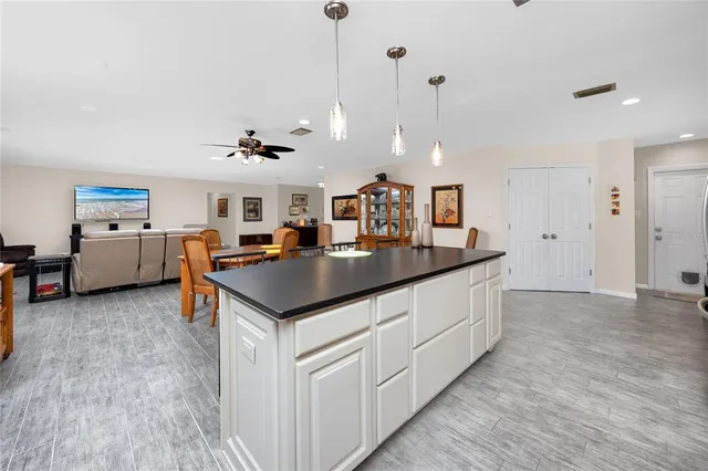 $3,300 | 10504 Lacera Drive, Tampa, FL 33618