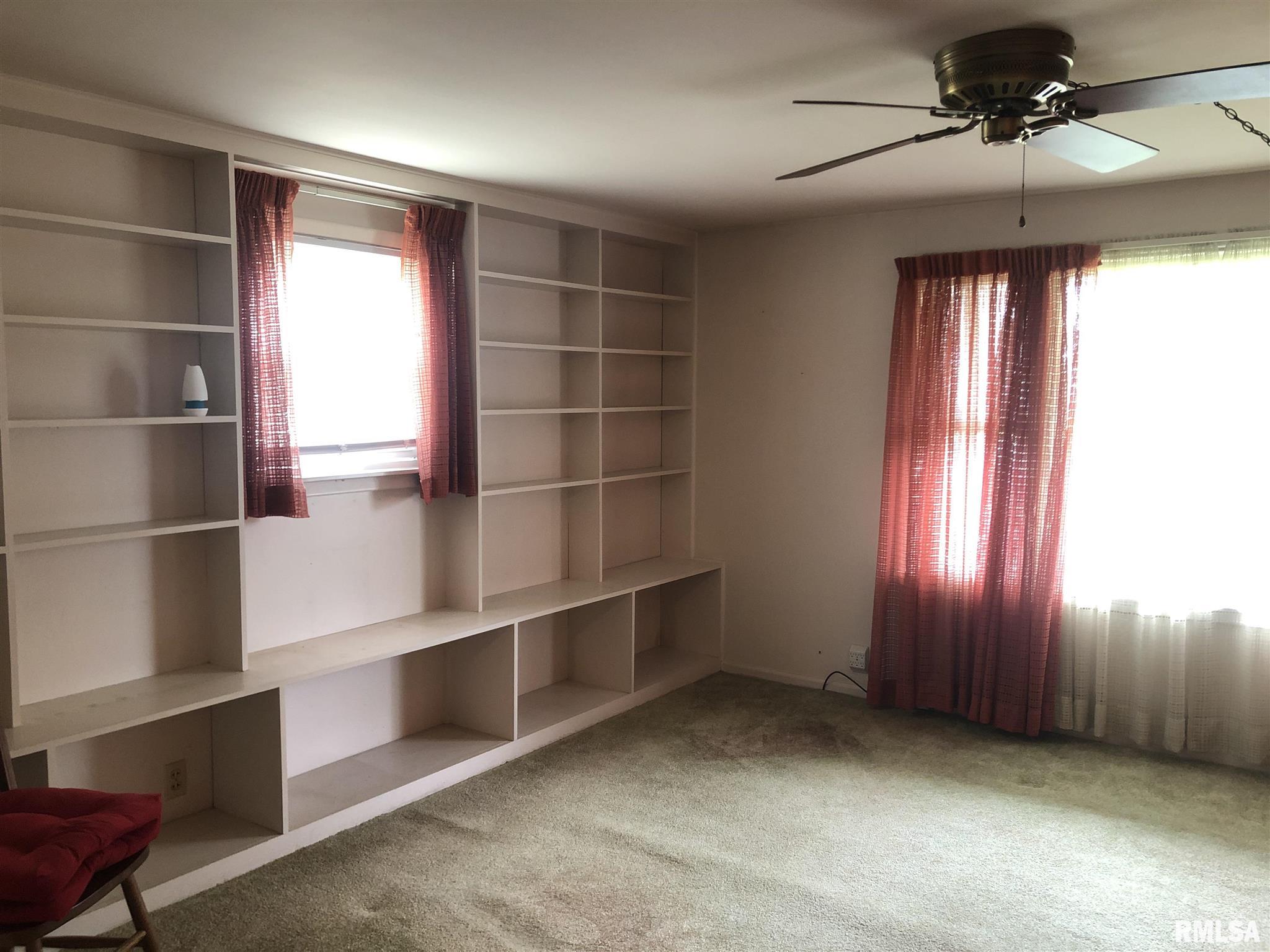 4449 South 3rd Street Springfield, IL 62703 - Photo 4 of 13 Gallery Image 4
