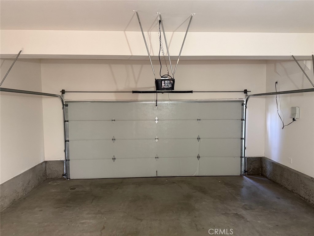 804 Atkins Lane Brea, CA 92821 - Photo 9 of 14 Garage