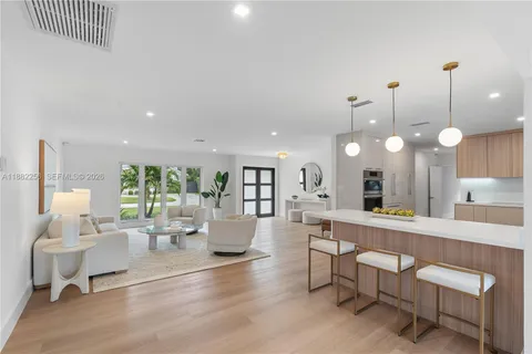 $2,740,000 | 3341 Northeast 38th Street, Fort Lauderdale, FL 33308