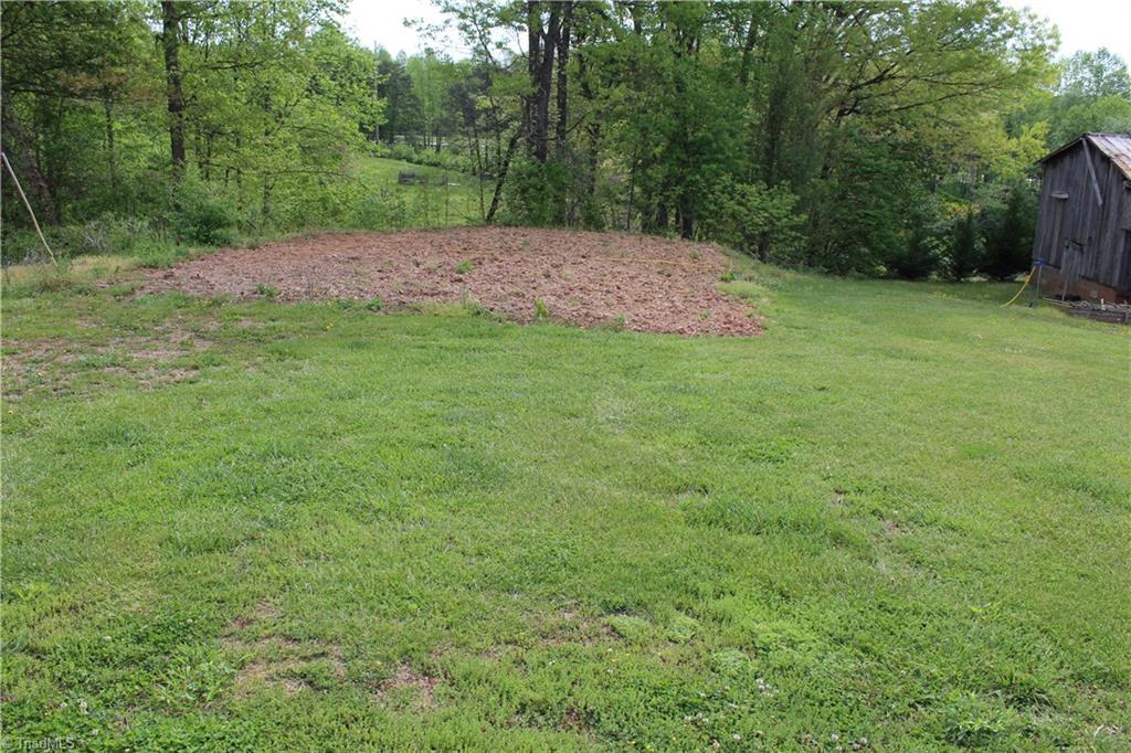 187 Casstevens Road Mount Airy, NC 27030 - Photo 20 of 27 Gallery Image 20