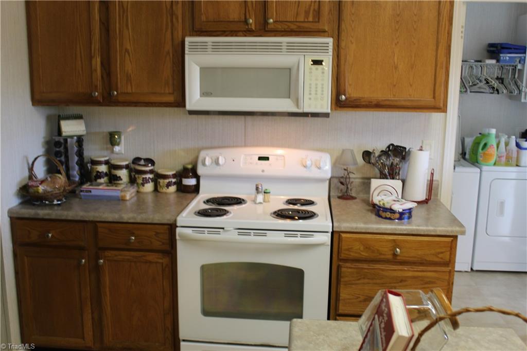 187 Casstevens Road Mount Airy, NC 27030 - Photo 9 of 27 Gallery Image 9