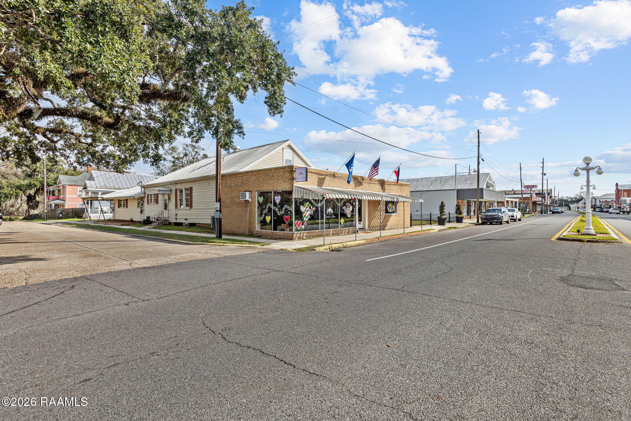 824 Main Street Franklin, LA 70538 - Photo 3 of 41