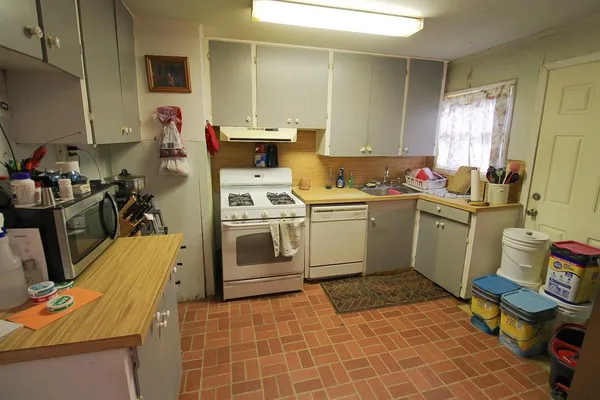 $80,000 | 204 Roosevelt, Hooks, TX 75561