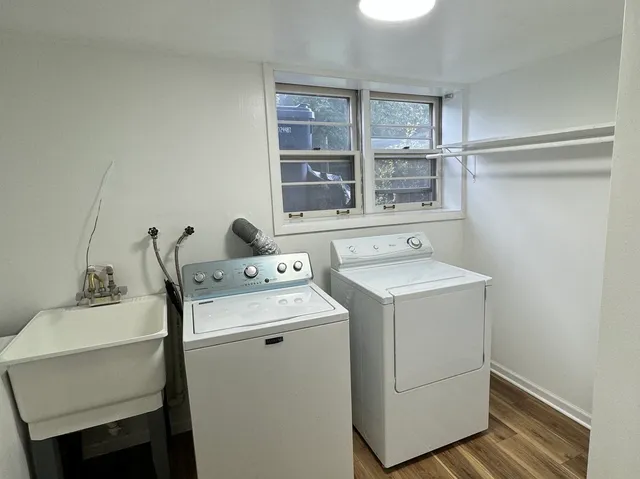 $3,250 | 1136 Laurel Lane, Naperville, IL 60540