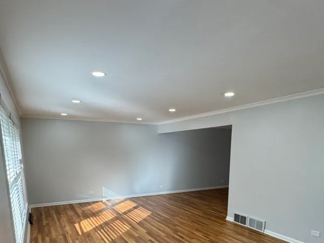 $3,250 | 1136 Laurel Lane, Naperville, IL 60540