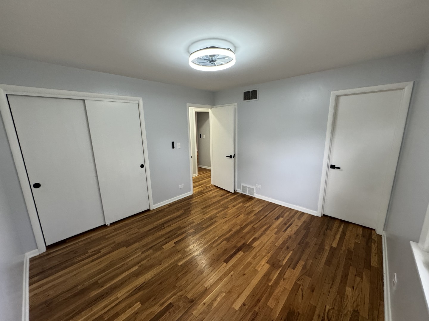 1136 Laurel Lane Naperville, IL 60540 - Photo 7 of 17