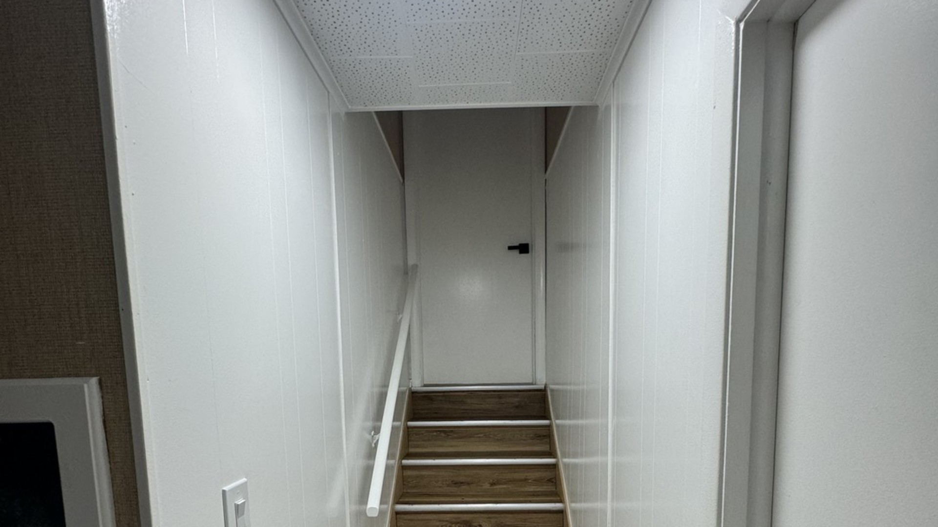 1136 Laurel Lane Naperville, IL 60540 - Photo 10 of 17