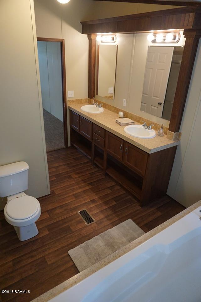 7001 Montgomery Road Maurice, LA 70555 - Photo 10 of 15 Gallery Image 10