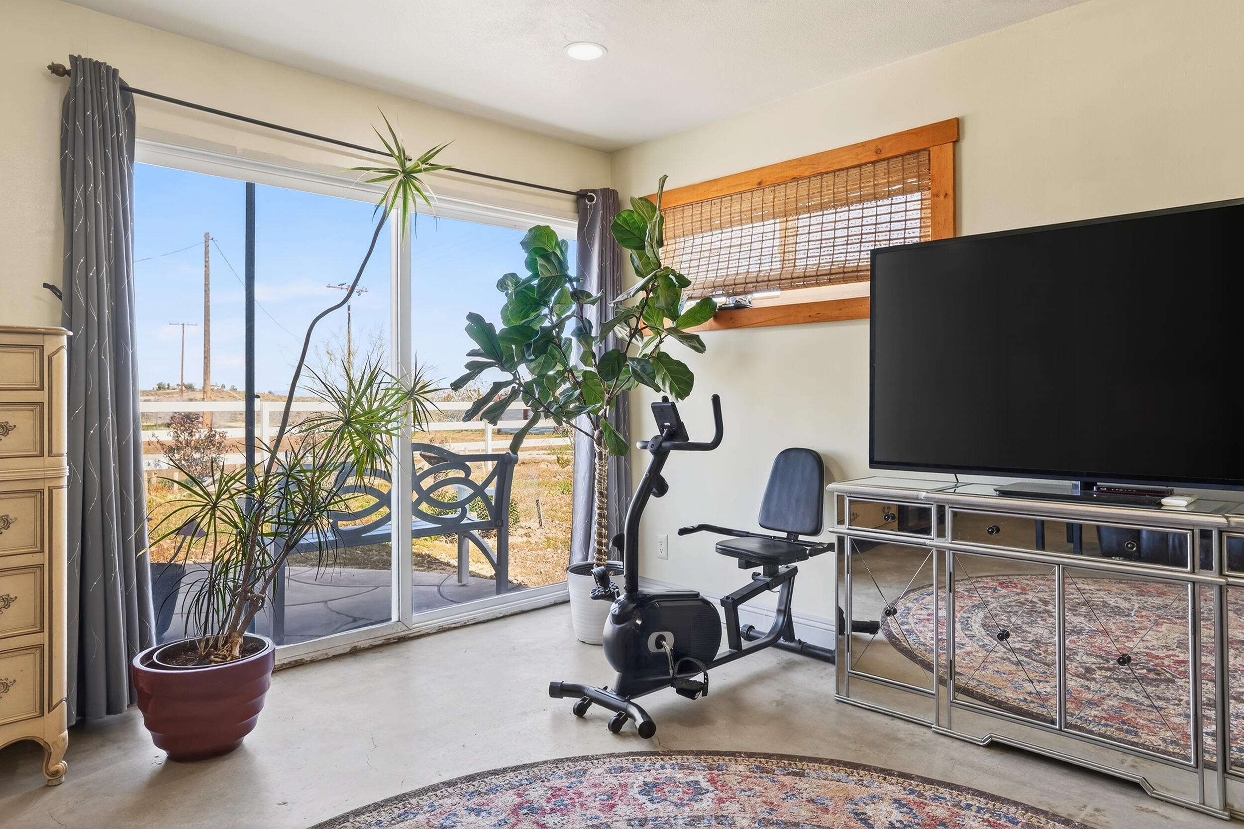 1588 Old Woman Springs Road Yucca Valley, CA 92284 - Photo 22 of 37 a view of a workspace with furniture