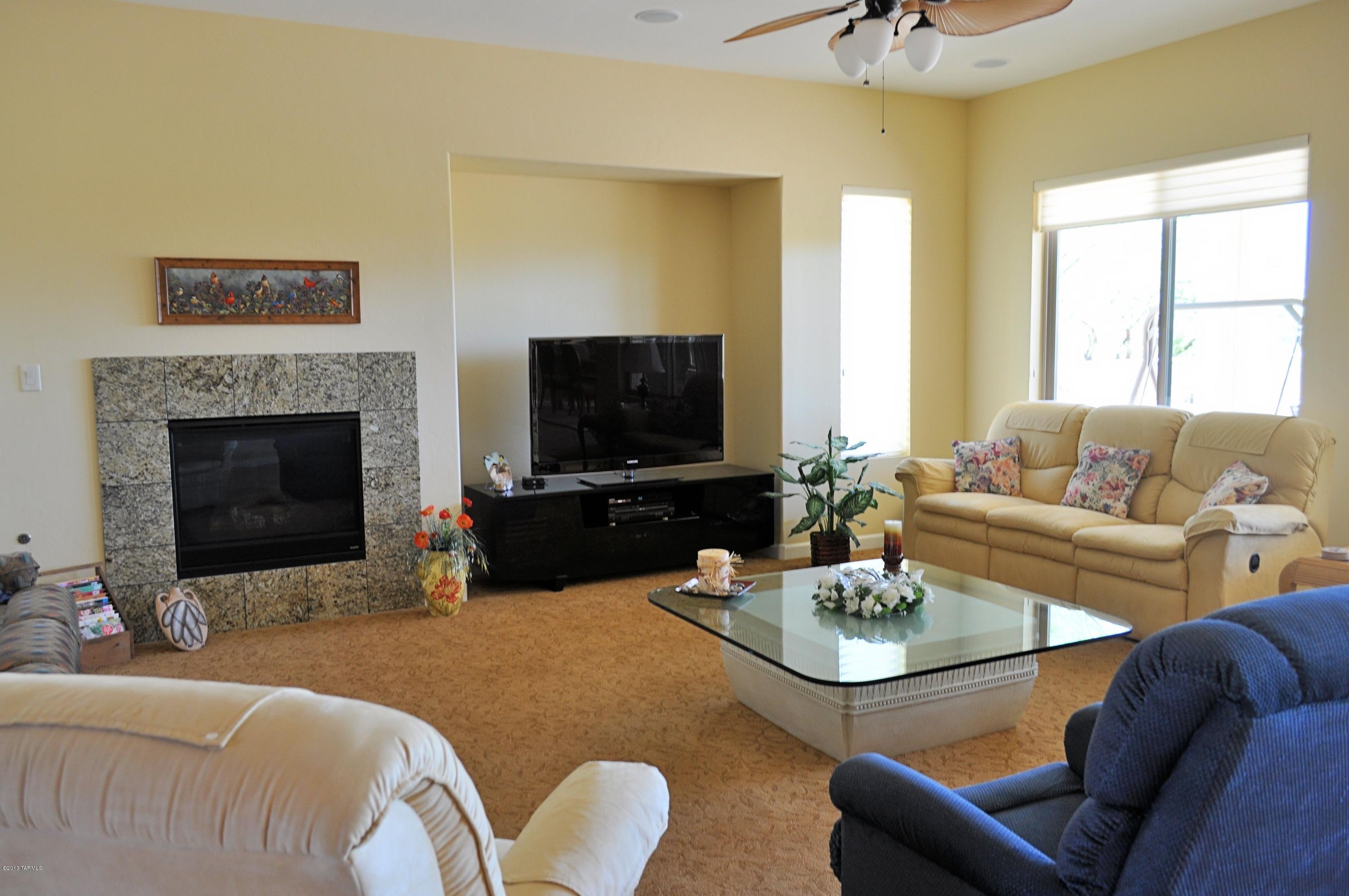 63383 East Flower Ridge Drive Tucson, AZ 85739 - Photo 4 of 40