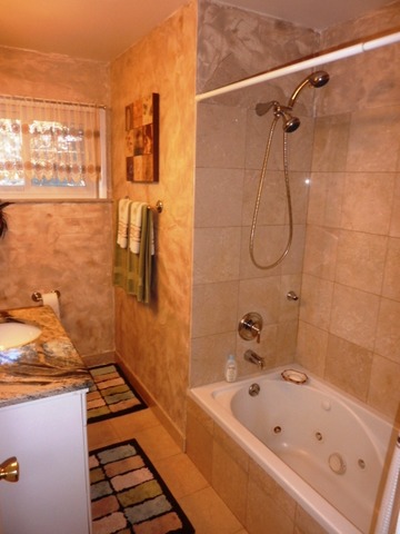 109 North Wolf Road Prospect Heights, IL 60070 - Photo 5 of 19 Gallery Image 5