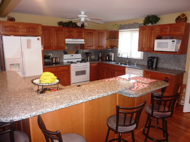 109 North Wolf Road Prospect Heights, IL 60070 - Photo 10 of 19 Gallery Image 10