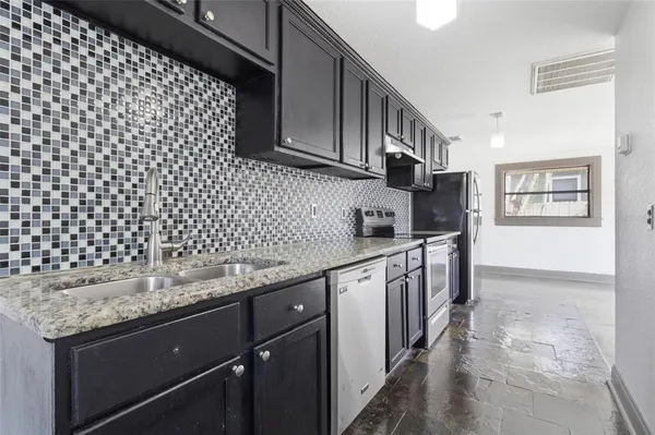 $307,000 | 2828 North Elmore Avenue, Tampa, FL 33602